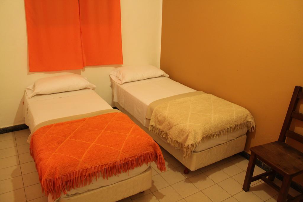 Turning Point Hostel Cordoba Exterior photo